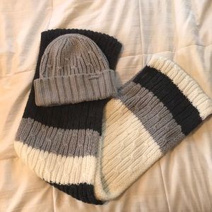 Michael Kors Infiniti Winter Scarf & Hat